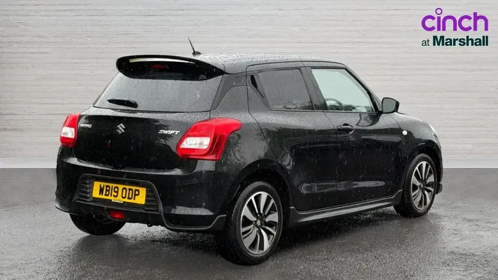 Used Suzuki Swift 90 HP (66 kW) 2019 Black Hatchback