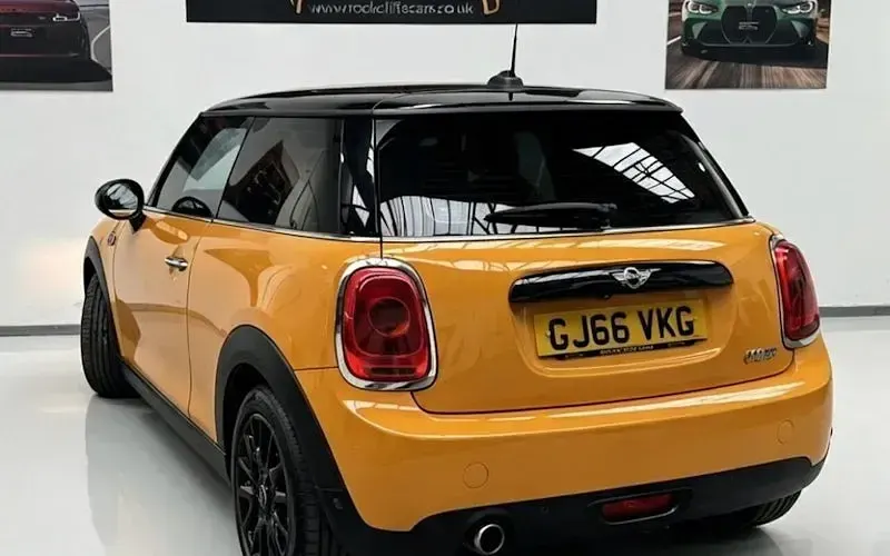 Used Mini Cooper Hatch 136 HP (100 kW) 2017 Hatchback