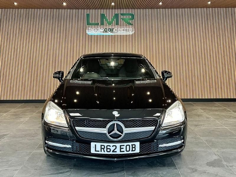 Begagnad Mercedes SLK250 204 HK (150 kW) 2012 Svart Cab