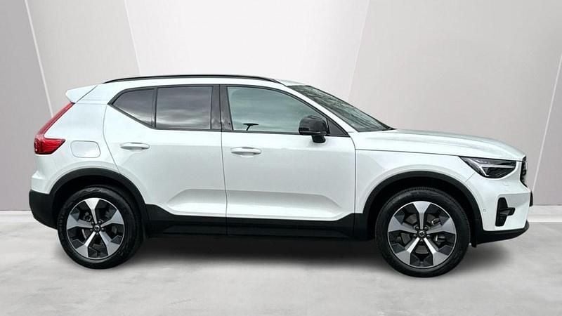 Used Volvo XC40 Ultimate 2023 White SUV