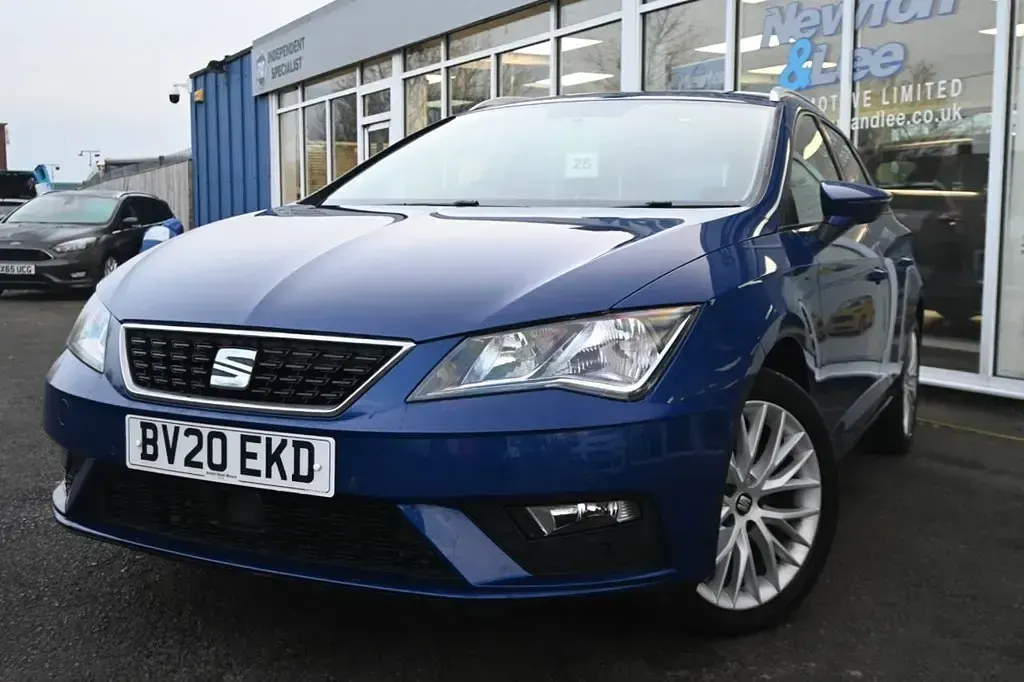 Second-hand Seat Leon SE Dynamic 115 CP (84 kW) 2020 Albastru Break