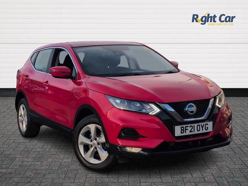 Used Nissan Qashqai Acenta Premium 2021 Red SUV