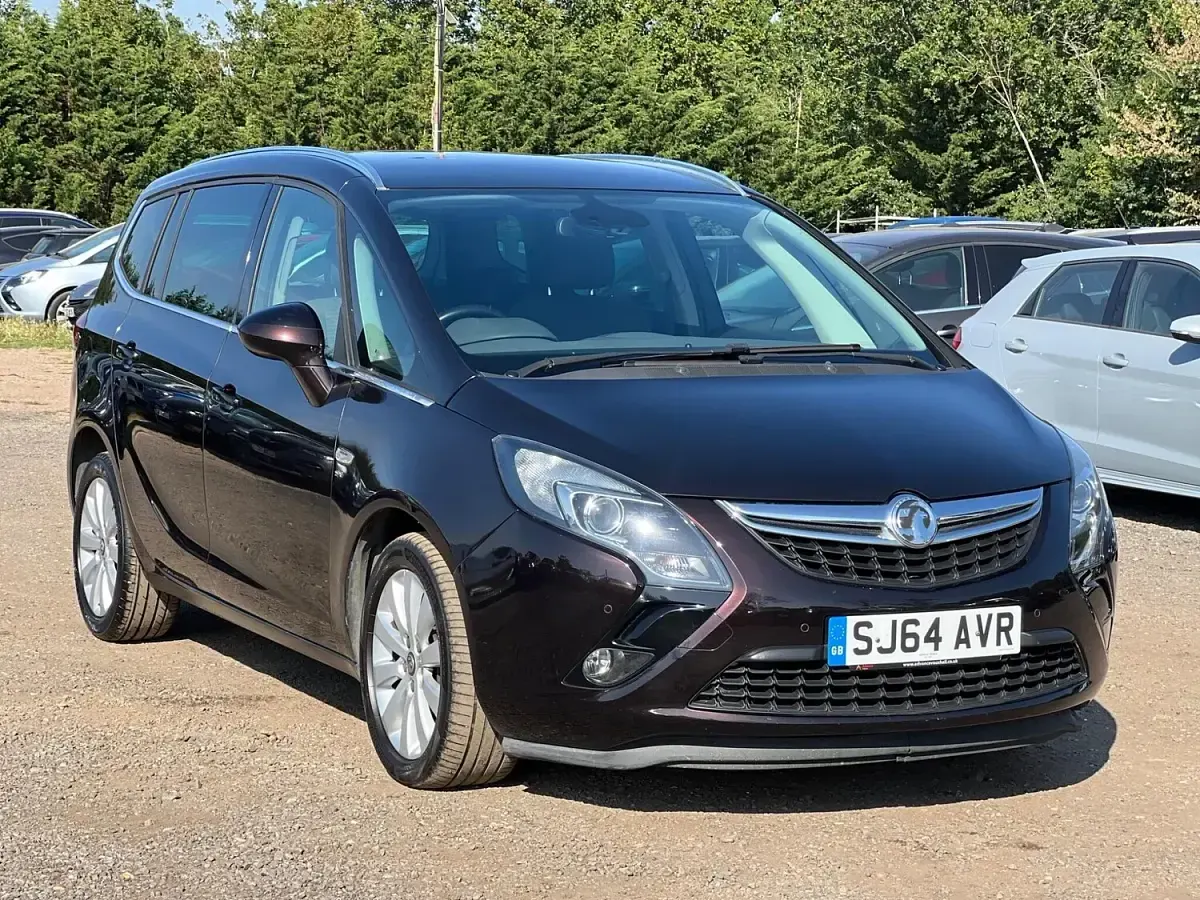 Used Vauxhall Zafira 170 HP (125 kW) 2014 Brown MPV