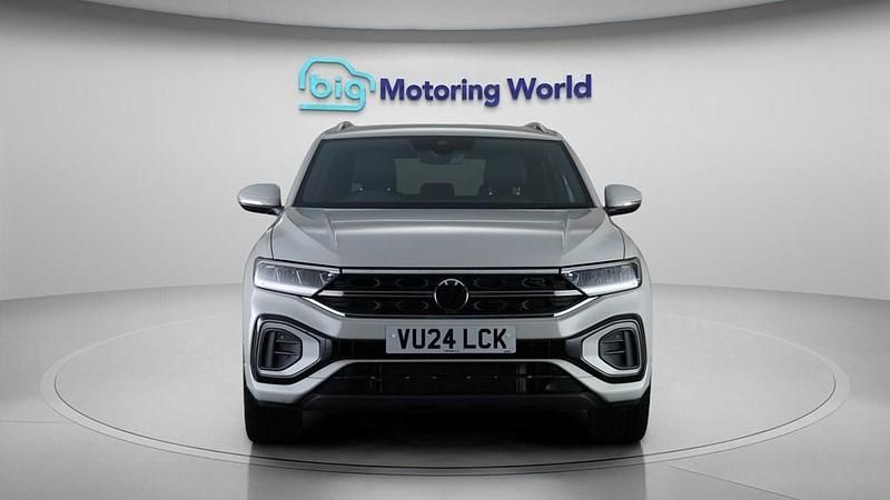 Used VW T-Roc R-line 150 HP (110 kW) 2024 Grey SUV