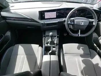 Used Vauxhall Astra GS Line 130 HP (95 kW) 2023 Black Hatchback