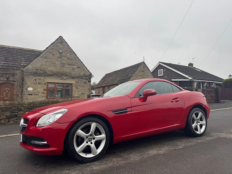 Used Mercedes SLK200 Edition 1 2011 Red Cabriolet