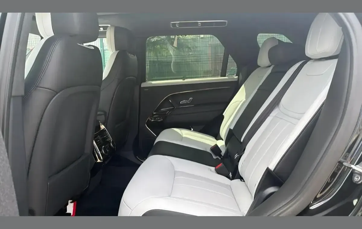 Used Land Rover Range Rover Sport Autobiography 296 HP (217 kW) 2026 Black SUV