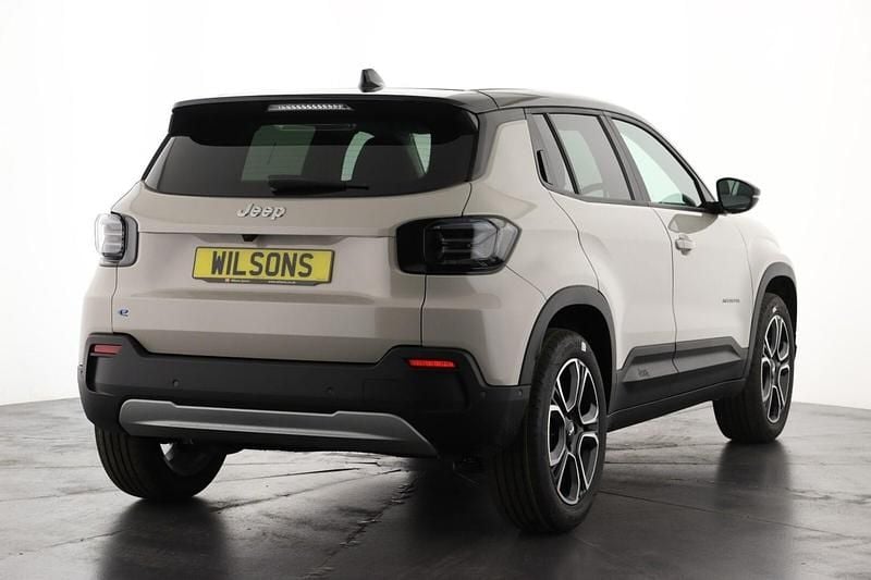 Used Jeep Avenger Summit 114 kW (156 HP) 2025 Beige/black SUV