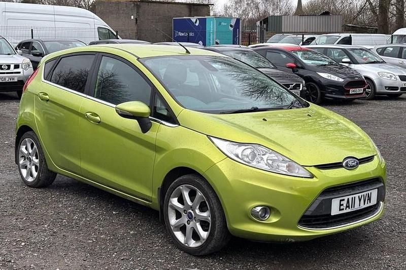 Used Ford Fiesta Titanium 118 HP (86 kW) 2011 Green Hatchback