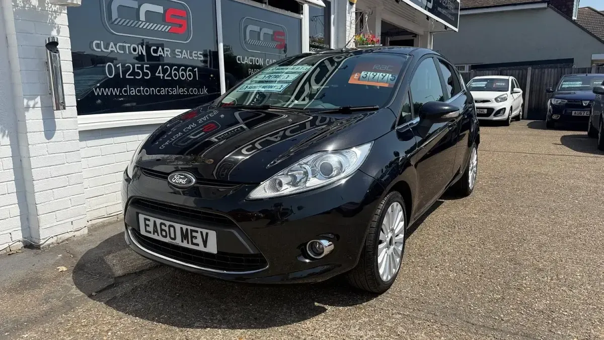 Used Ford Fiesta Titanium 96 HP (70 kW) 2010 Black Hatchback