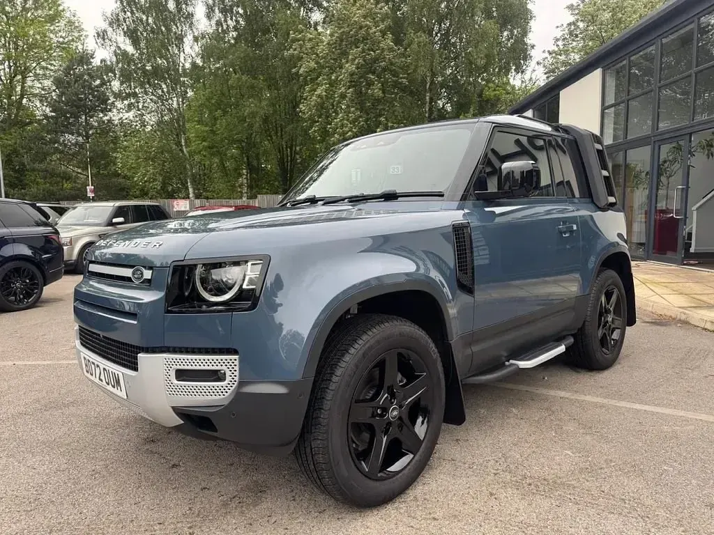 Usado Land Rover Defender SE 250 CV (183 kW) 2022 Azul SUV
