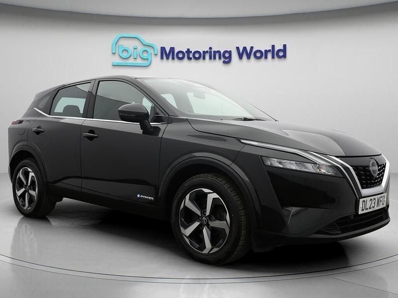 Black Used 2023 Nissan Qashqai Acenta Premium SUV | £17,500 (Super price) - Image 1/4