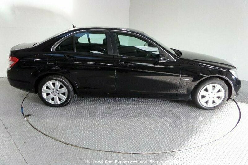 Used Mercedes C200 136 HP (100 kW) 2010 Sedan