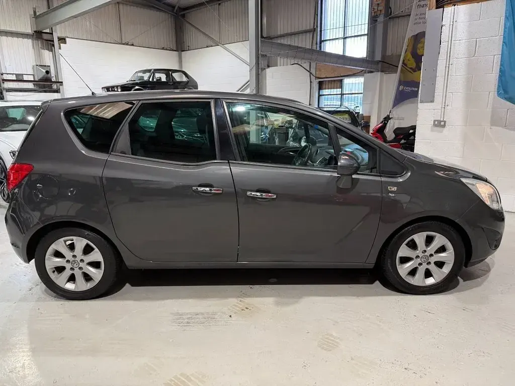 Used Vauxhall Meriva 2011 Grey MPV