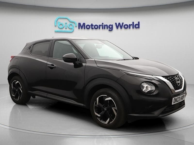 Black Used 2023 Nissan Juke N-Connecta SUV | £12,200 (Fair price) - Image 1/4