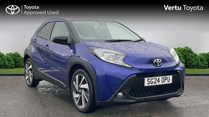 Blue Used 2024 Toyota Aygo X SUV | £13,846 - Image 1/3