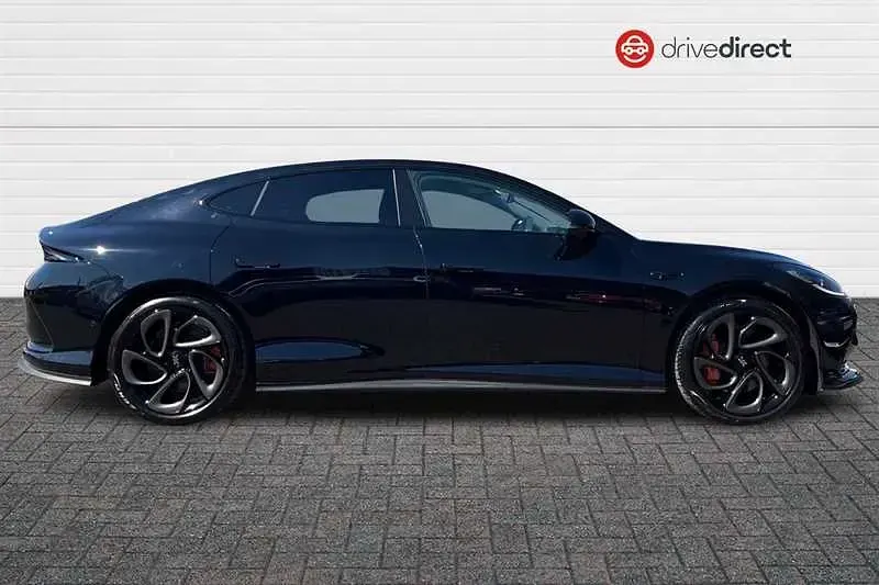 Used MG IM5 Performance 553 kW (752 HP) 2026 Black Hatchback