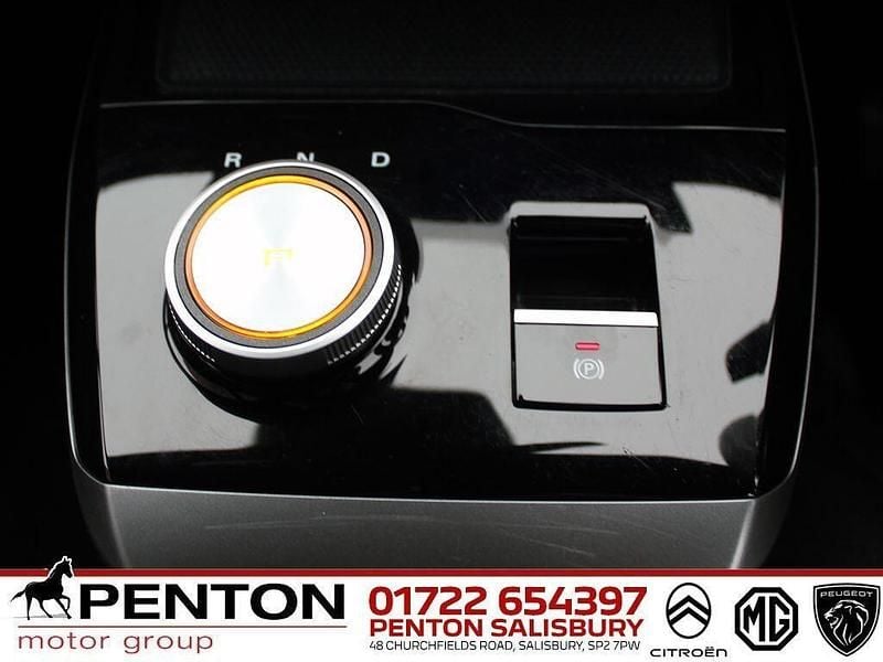 Used MG MG4 EV SE 50 kW (69 HP) 2023 White Hatchback