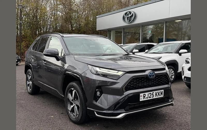 Grey New 2025 Toyota RAV4 Hybrid Design SUV | £37,995 (Good price) - Image 1/4