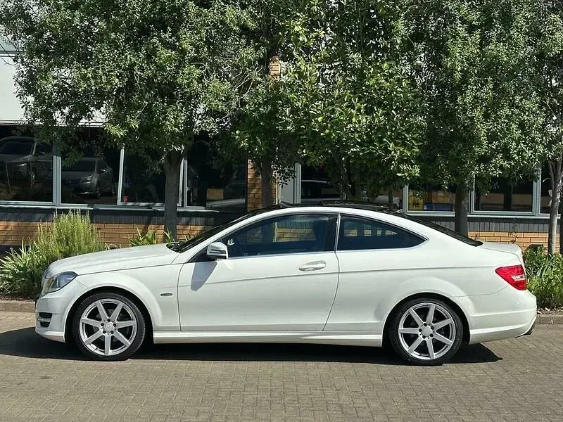 Used Mercedes C180 Sport Edition 2012 White Coupe