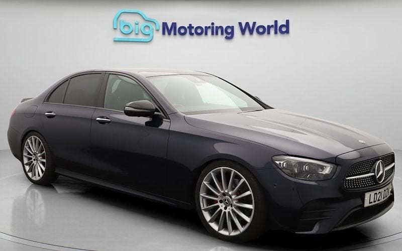 Used 2021 Mercedes E220 AMG line Sedan | £31,300 - Image 1/4