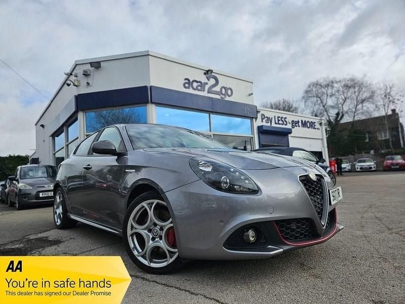 Used Alfa Romeo Giulietta Edizione Speciale 150 HP (110 kW) 2017 Grey Hatchback