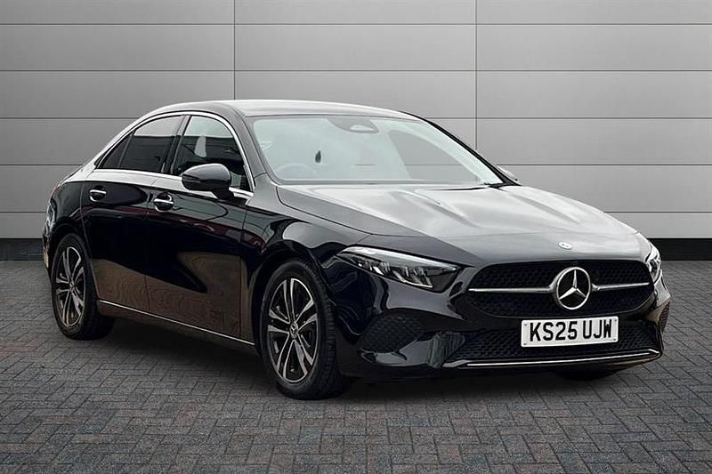 Used Mercedes A200 Executive 163 HP (119 kW) 2025 Cosmos black Sedan