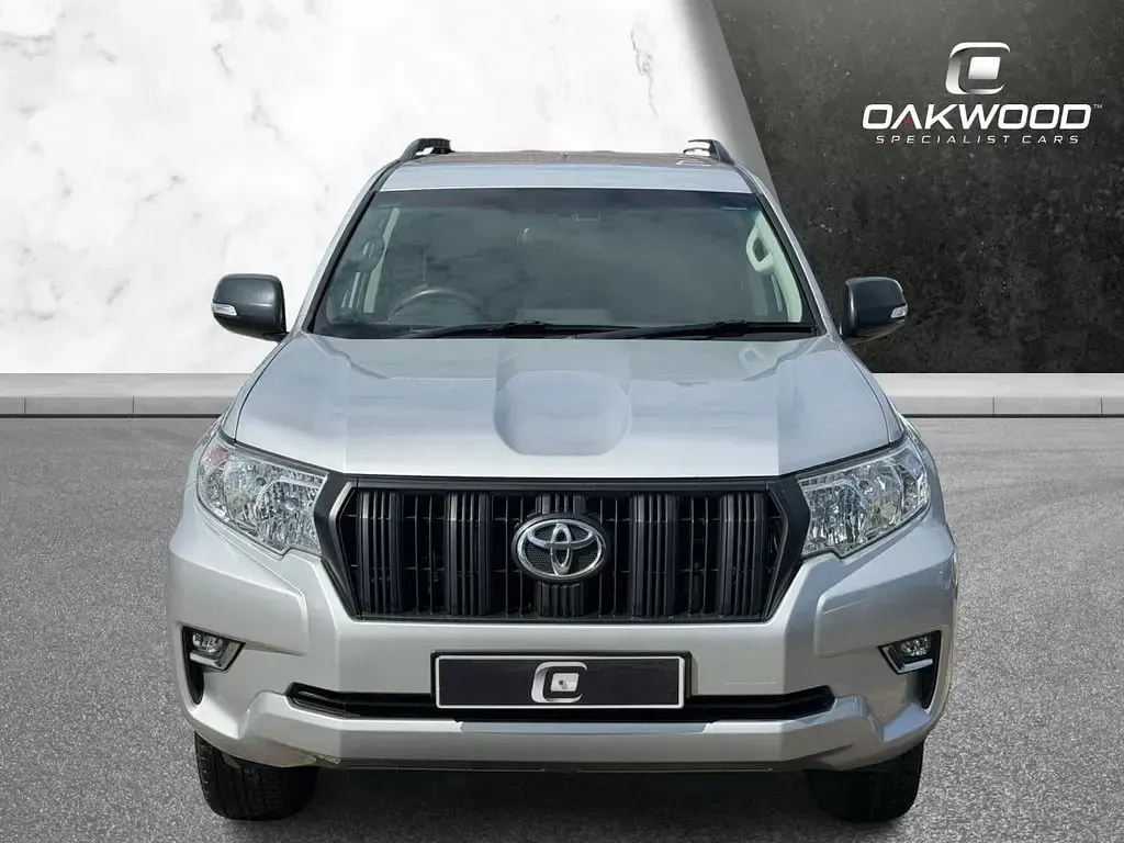 Used Toyota Land Cruiser 177 HP (130 kW) 2020 Silver Van