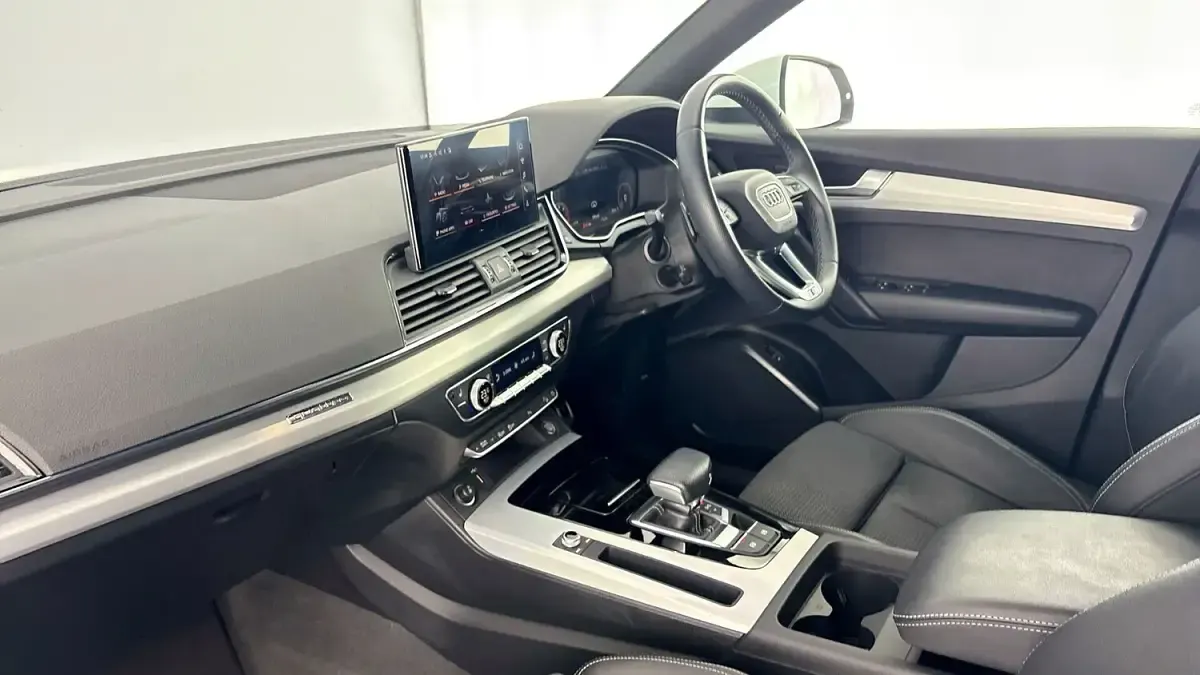 Used Audi Q5 S-Line 204 HP (150 kW) 2021 White SUV
