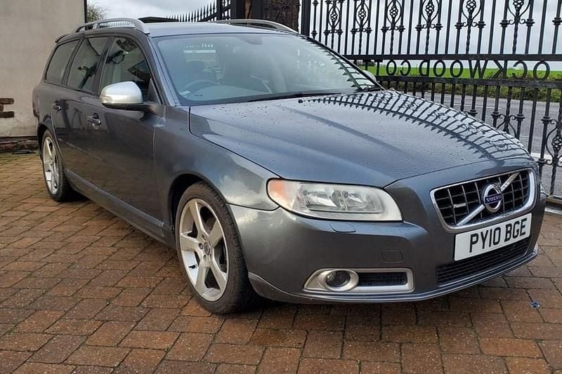Used 2010 Volvo V70 R-Design Estate | £2,995 (Fair price) - Image 1/1