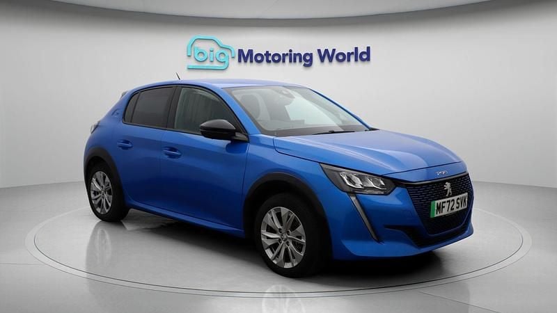 Used 2022 Peugeot e-208 Allure Premium Hatchback | £13,041 (Good price) - Image 1/4