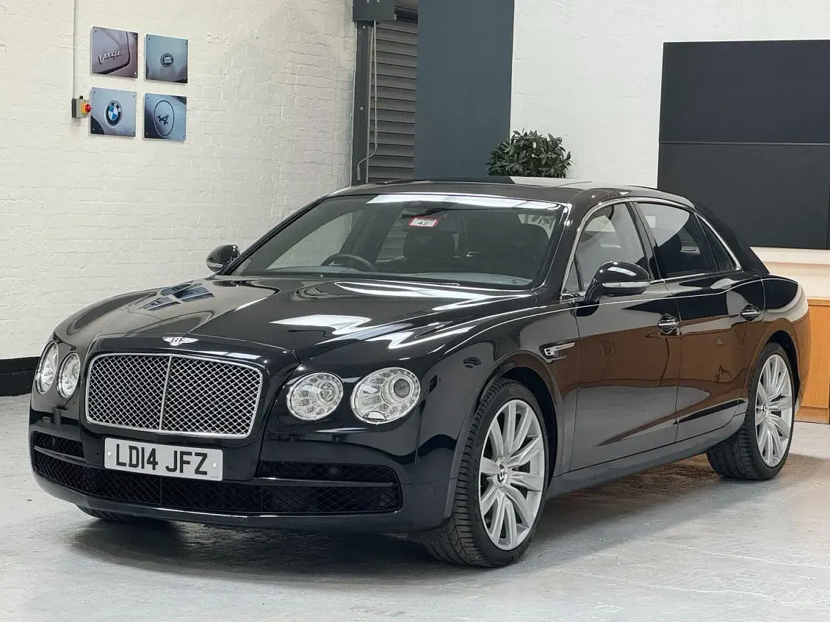 Used Bentley Flying Spur 507 HP (372 kW) 2014 Black Sedan