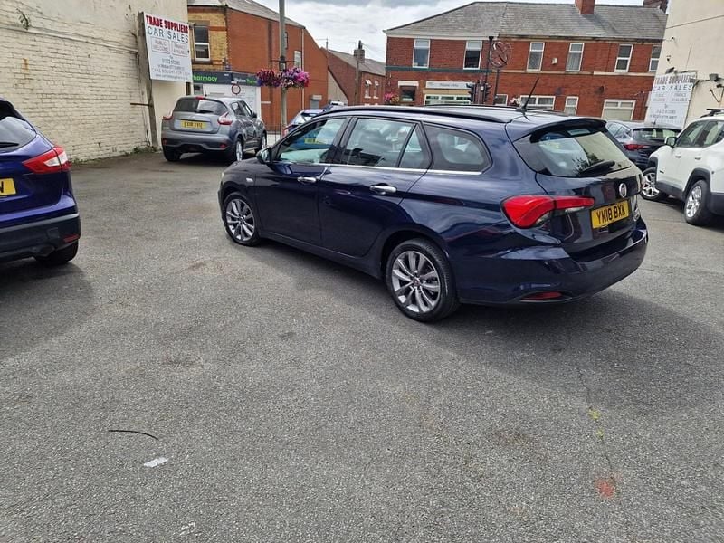Used Fiat Tipo Lounge 2018 Blue Estate