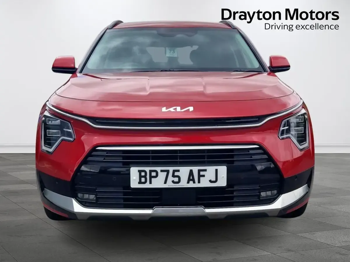 Used Kia Niro 136 HP (100 kW) 2026 Red SUV