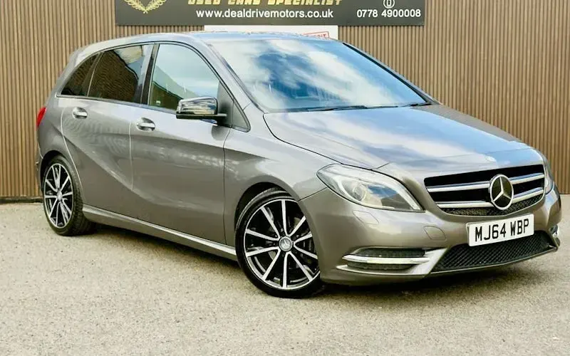 Used Mercedes B180 109 HP (80 kW) 2014 Hatchback