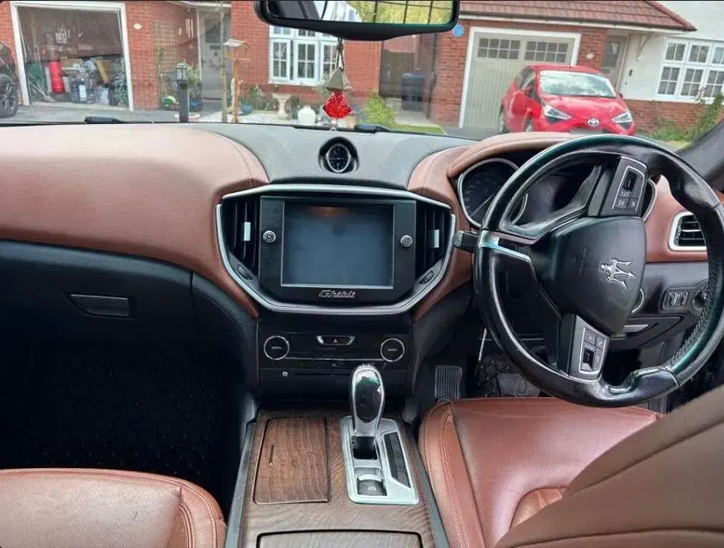 Used Maserati Ghibli 275 HP (202 kW) 2014 Black Sedan