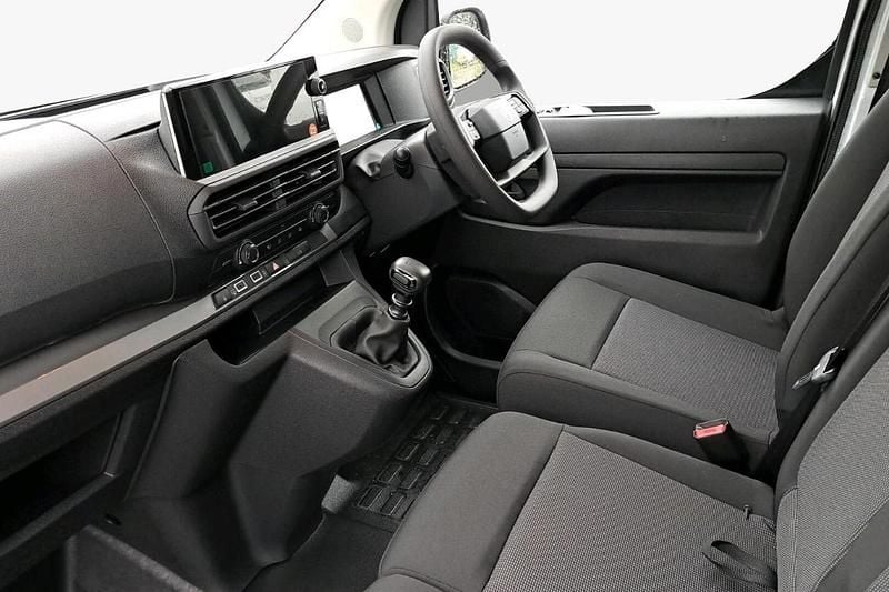 White New 2025 Citroën Dispatch MPV | £23,924 - Image 1/4