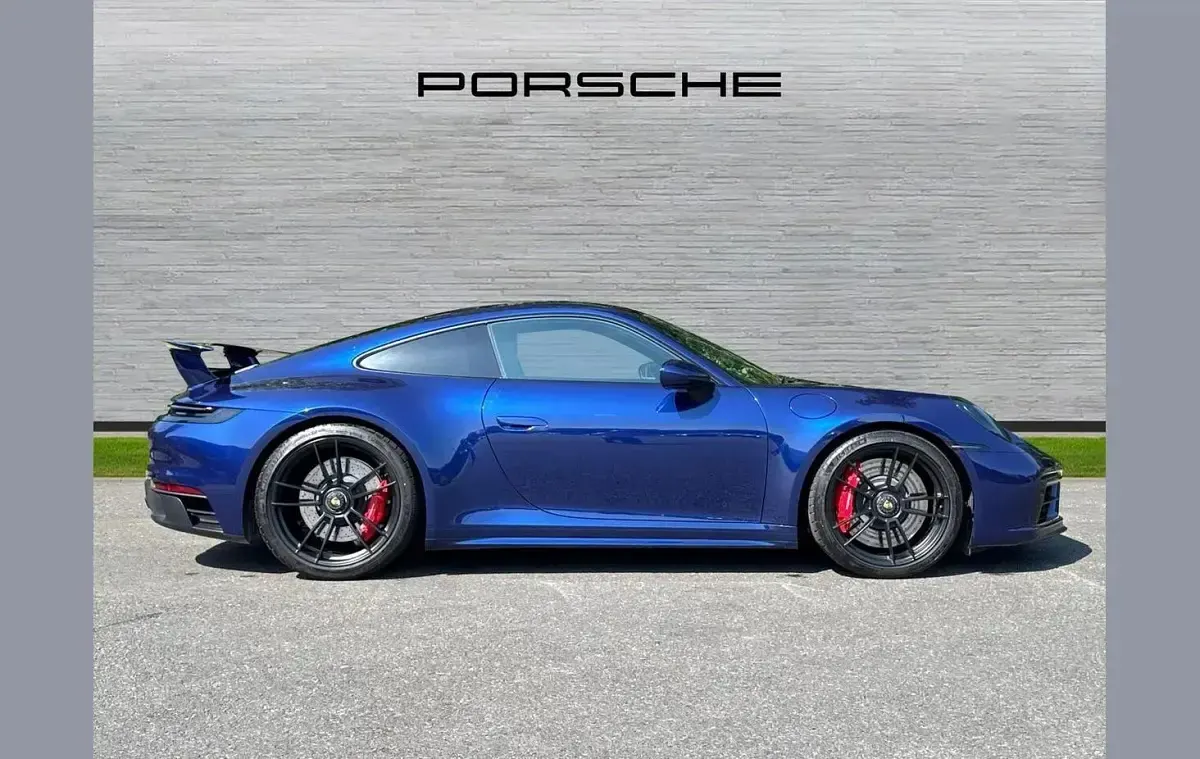 Used Porsche 911 472 HP (347 kW) 2023 Blue Coupe