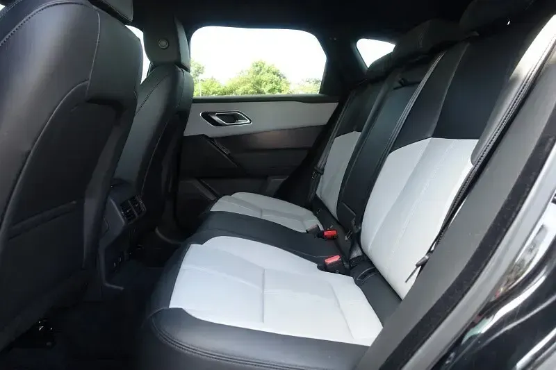 Used Land Rover Range Rover Velar SE Dynamic 204 HP (150 kW) 2026 Black SUV
