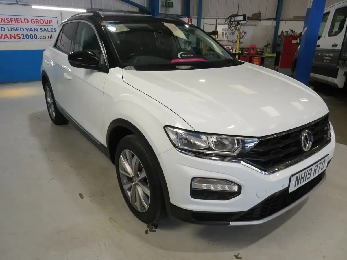 Usado VW T-Roc Design 115 CV (84 kW) 2019 Blanco SUV