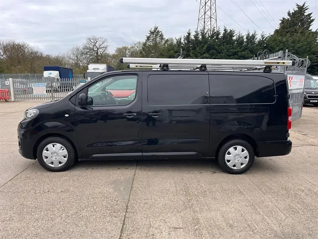 Used Peugeot Expert 2019 Black Van