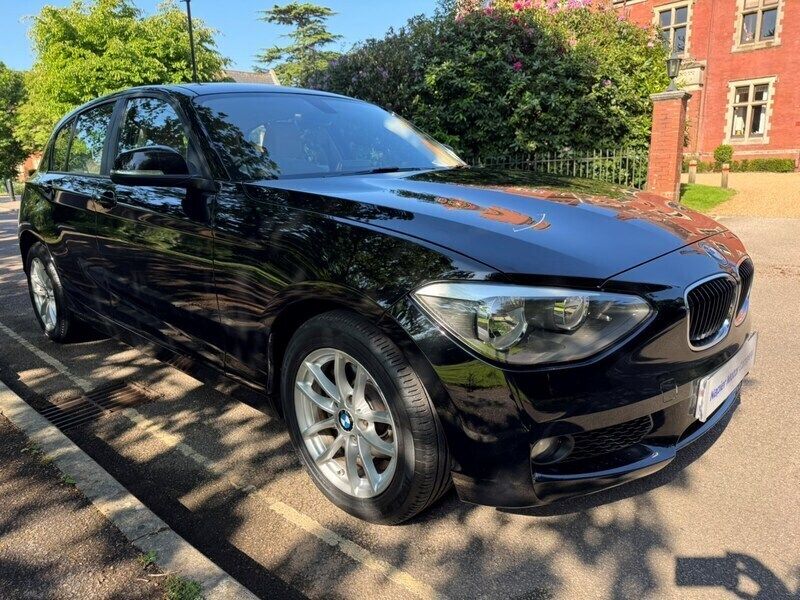 Jet black Used 2014 BMW 120 Comfort Edition Hatchback | £8,200 (Fair price) - Image 1/4