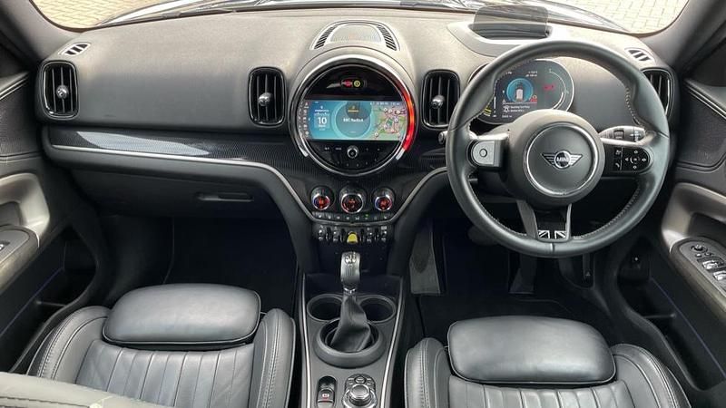 Used Mini Cooper S Countryman Exclusive 219 HP (161 kW) 2022 Black SUV