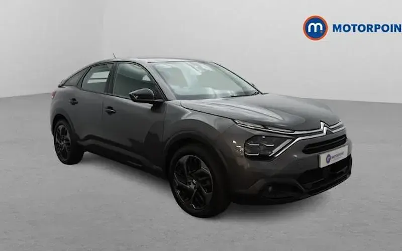 Used Citroën C4 PureTech 101 HP (74 kW) 2023 SUV