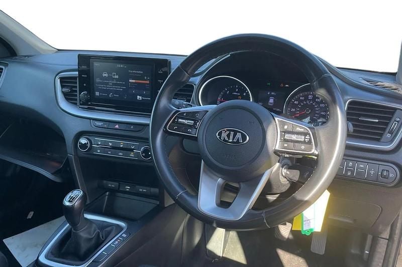 Used Kia Ceed 136 HP (100 kW) 2021 Black Hatchback