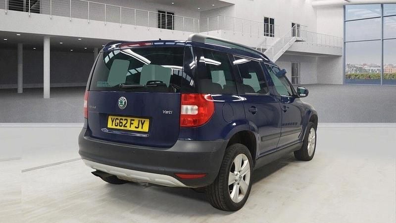 Used Skoda Yeti SE 140 HP (102 kW) 2012 Blue SUV
