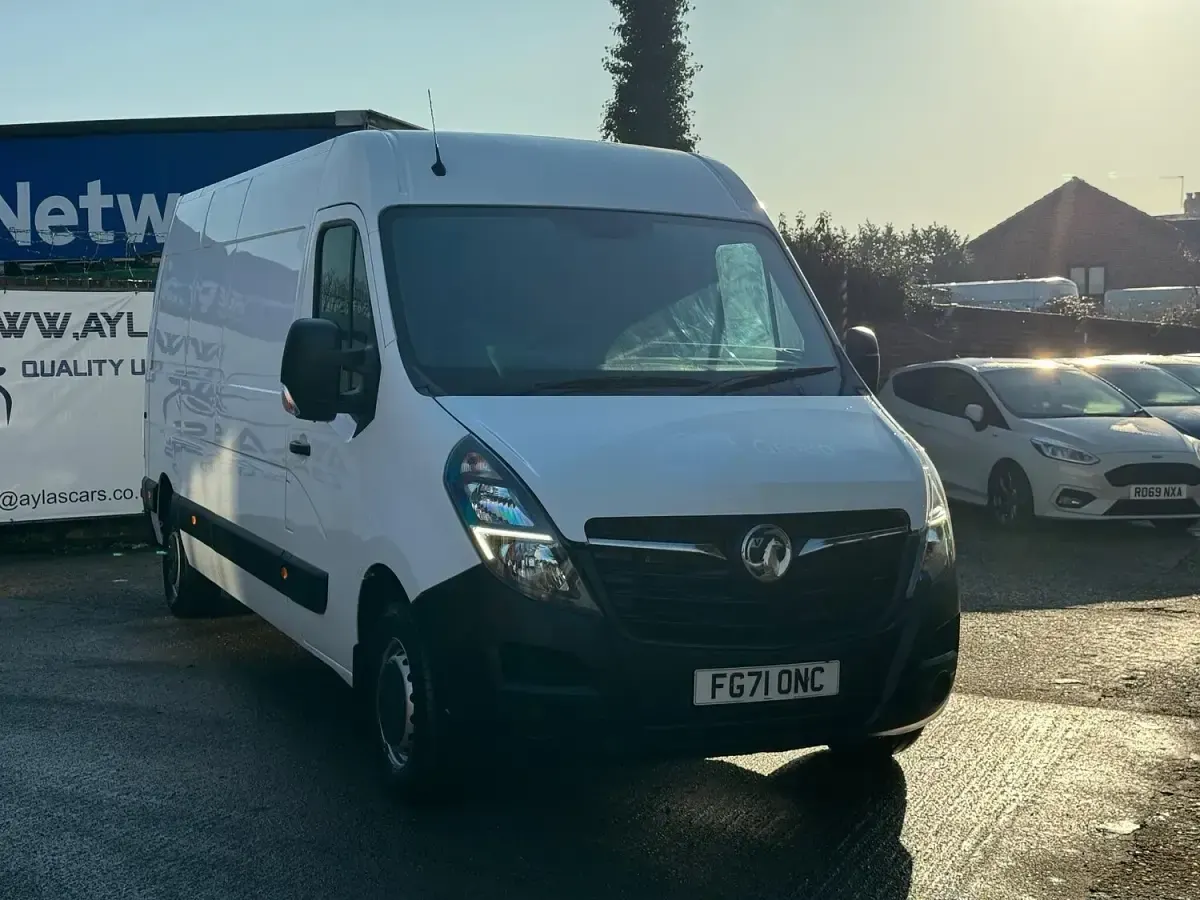Begagnad Vauxhall Movano S 150 HK (110 kW) 2021 Vit Minibuss