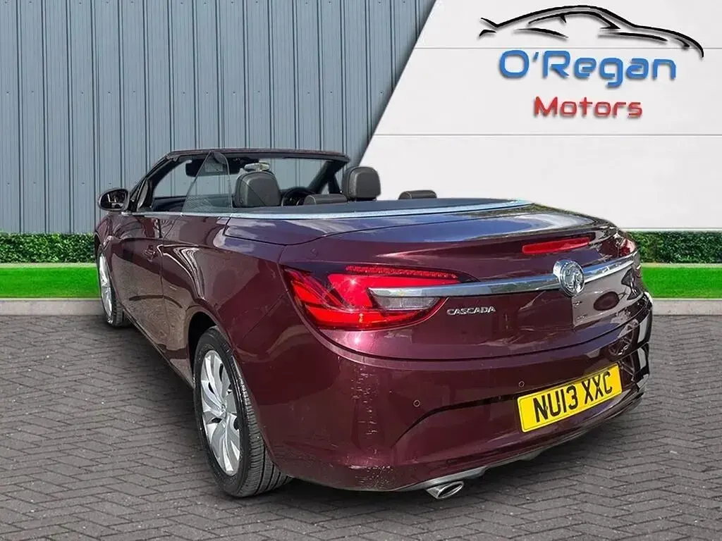 Used Vauxhall Cascada S 140 HP (102 kW) 2013 Red Cabriolet
