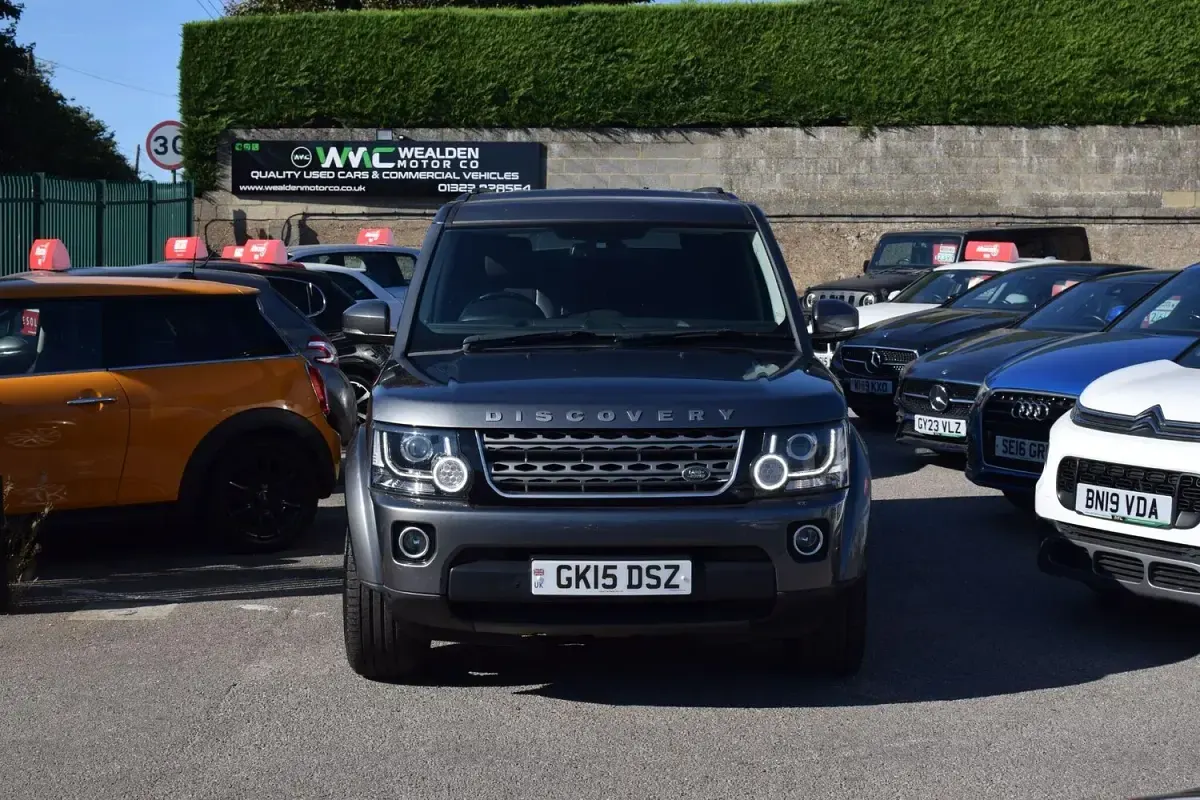 Used Land Rover Discovery 255 HP (187 kW) 2015 Grey SUV