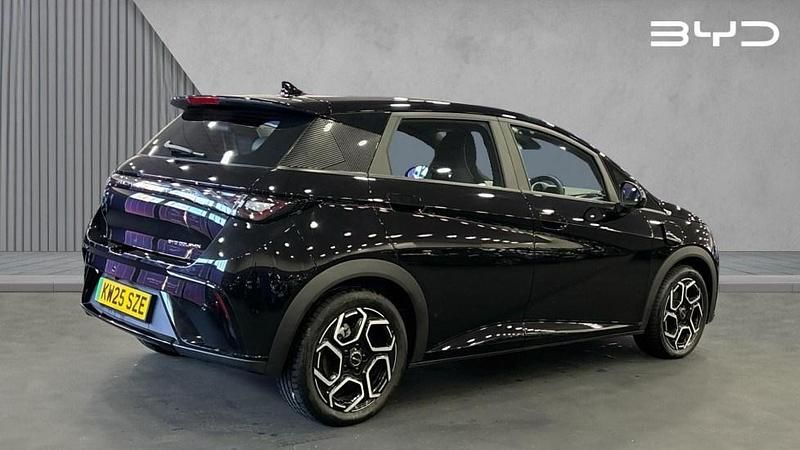 Used BYD Dolphin Comfort 150 kW (204 HP) 2025 Metallic  jet black Hatchback